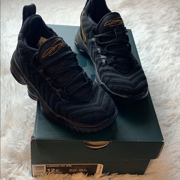 Lebron James Toddler tennis shoes
